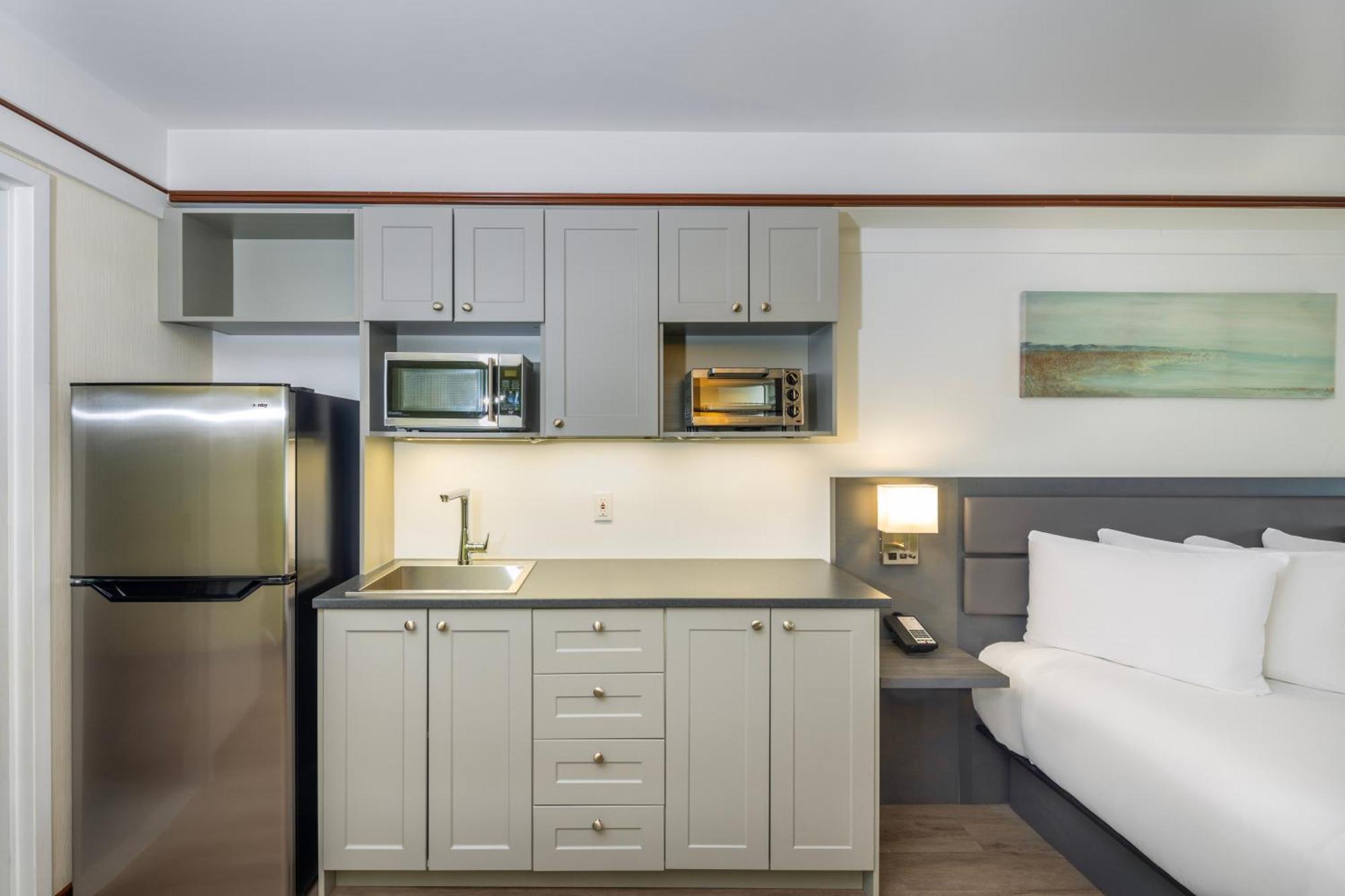 Les Suites De Laviolette Ascend Hotel Collection Труа-Рів'єр Екстер'єр фото