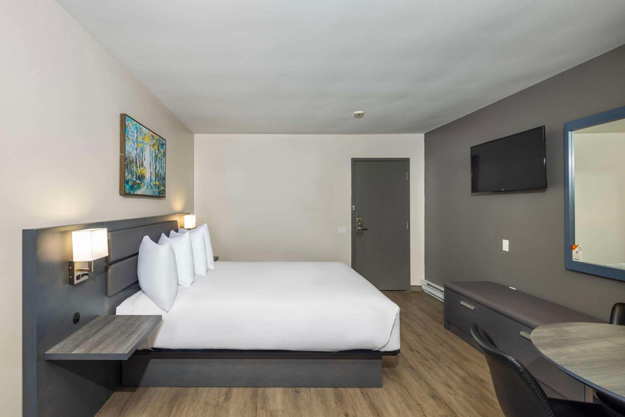 Les Suites De Laviolette Ascend Hotel Collection Труа-Рів'єр Екстер'єр фото