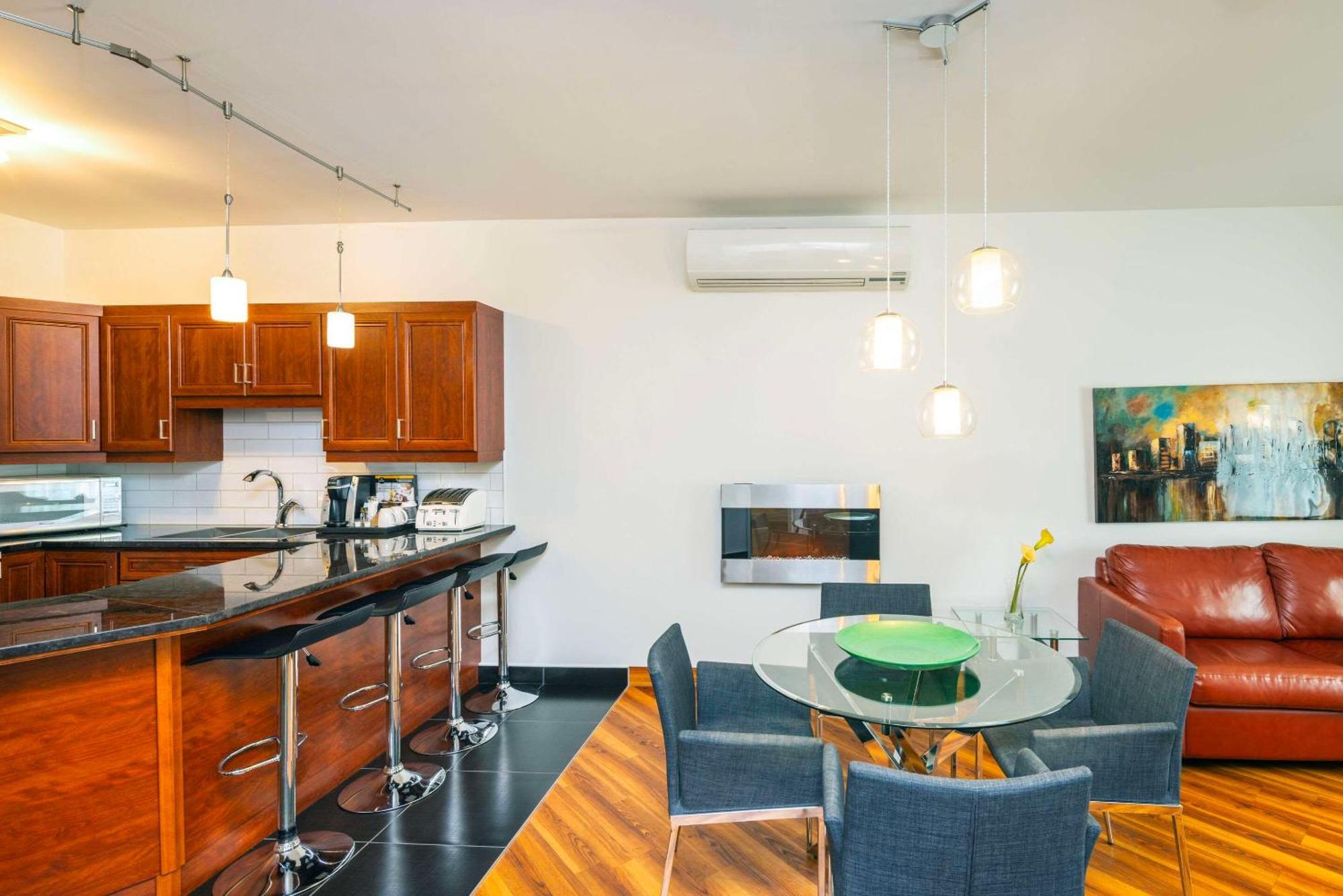 Les Suites De Laviolette Ascend Hotel Collection Труа-Рів'єр Екстер'єр фото