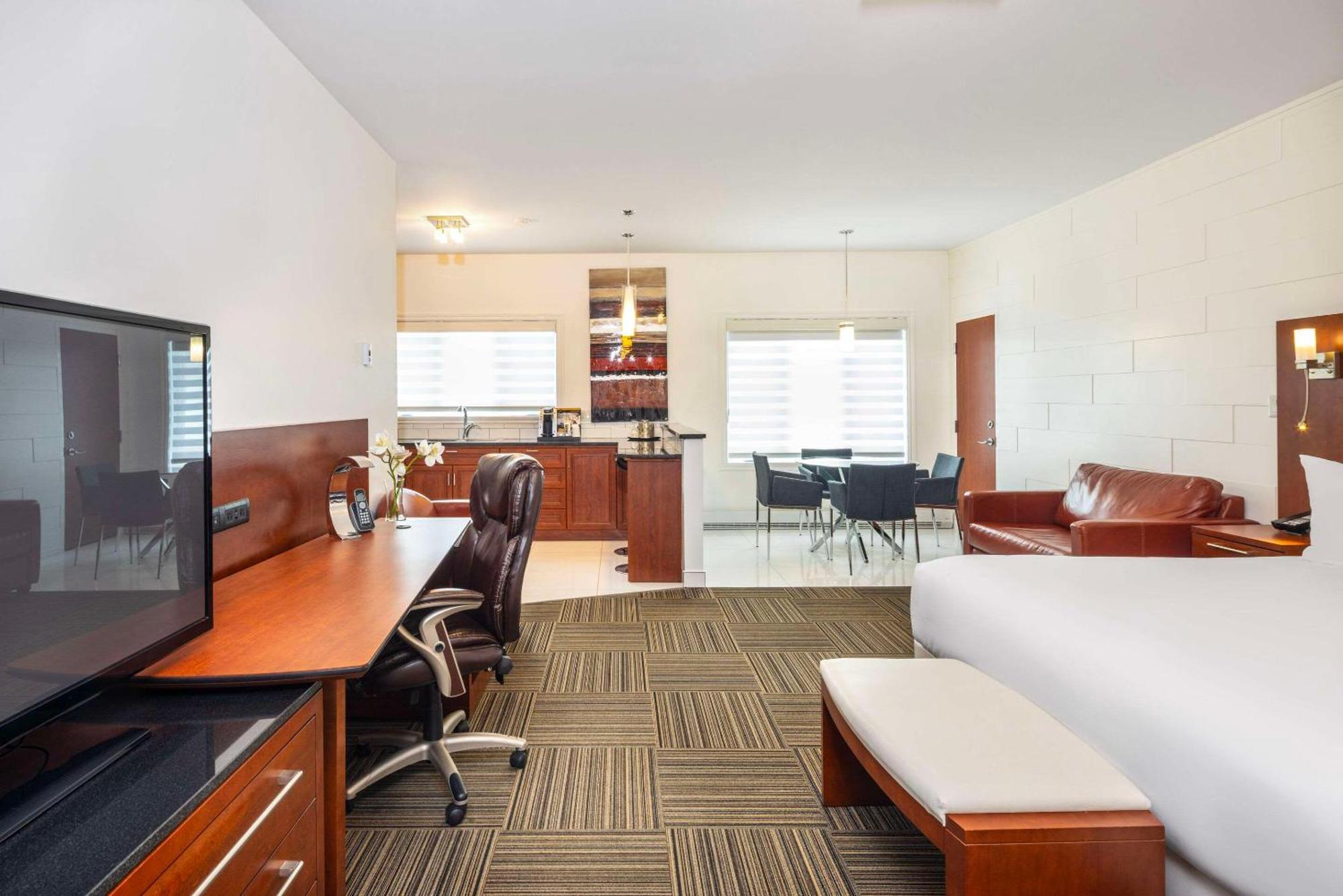 Les Suites De Laviolette Ascend Hotel Collection Труа-Рів'єр Екстер'єр фото