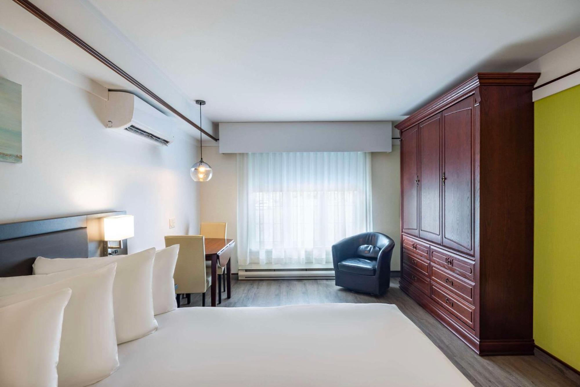 Les Suites De Laviolette Ascend Hotel Collection Труа-Рів'єр Екстер'єр фото