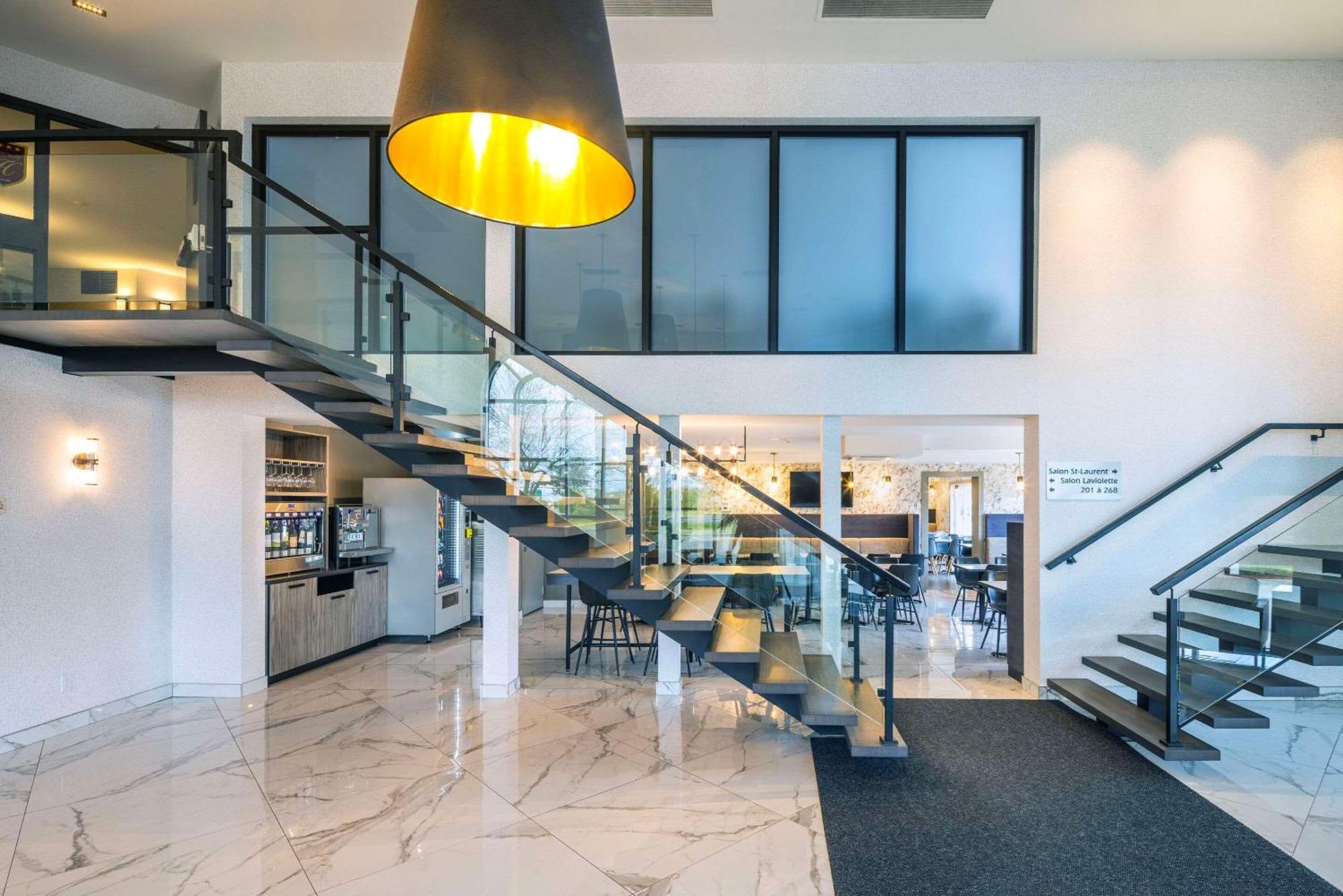 Les Suites De Laviolette Ascend Hotel Collection Труа-Рів'єр Екстер'єр фото